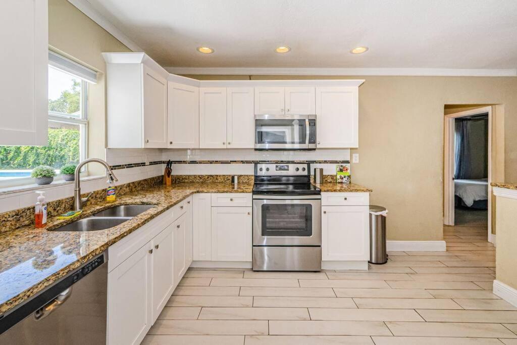 فيلا تامبافي Beautiful Pool House In Old Seminole Heights! المظهر الخارجي الصورة